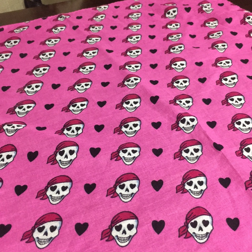 Betsey Johnson handkerchief bandanna scarf - Picture 4 of 5